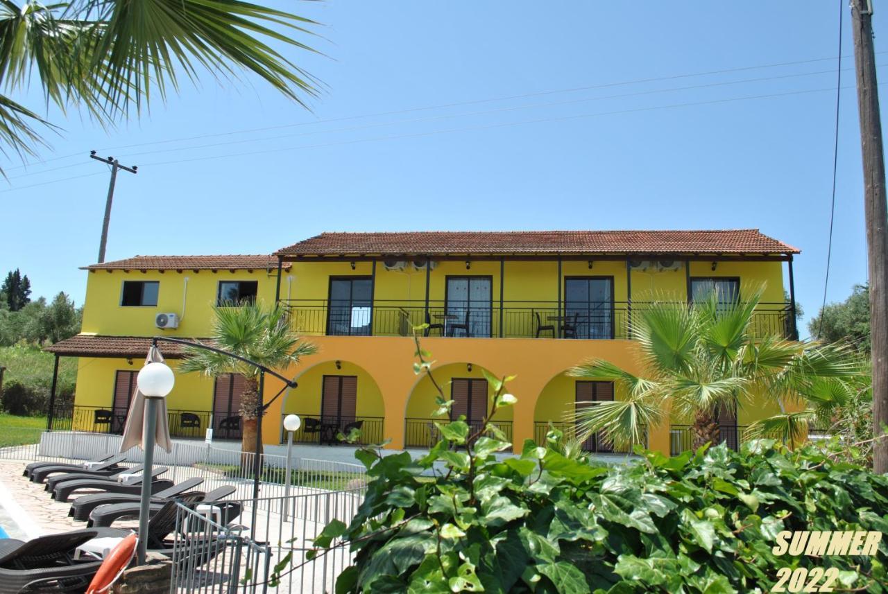 Palmyra Studios Kávos Exterior foto